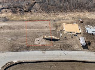 9557 Elm Creek Rd, Lincoln, NE 68520