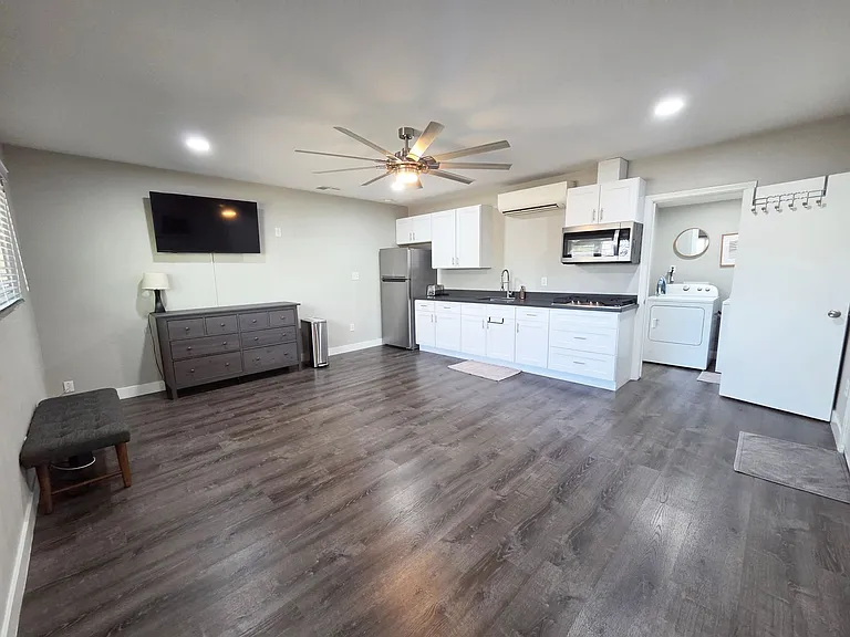331 Xavier St — Photo 3