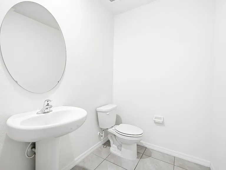 5635 Hollingworth Trl — Photo 12