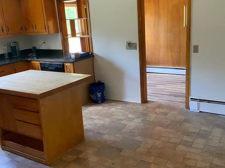 106 Tripp Hollow Rd — Photo 3