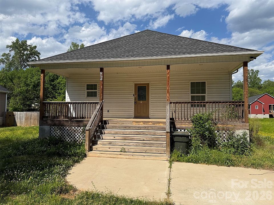 1st image of 209 Sheffield Dr