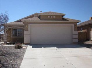 7116 Labrador Dr NE, Rio Rancho, NM 87144