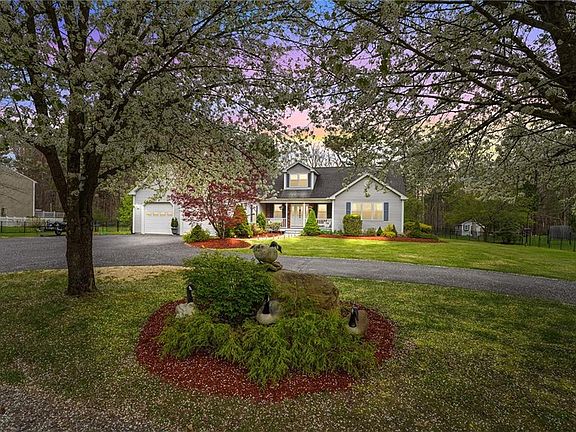 2nd image of 59 Lake Dr