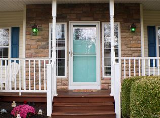 5 Juniper Way, Wappingers Falls, NY 12590