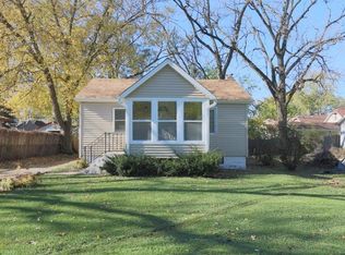 1117 Hinckley St, Aurora, IL 60505