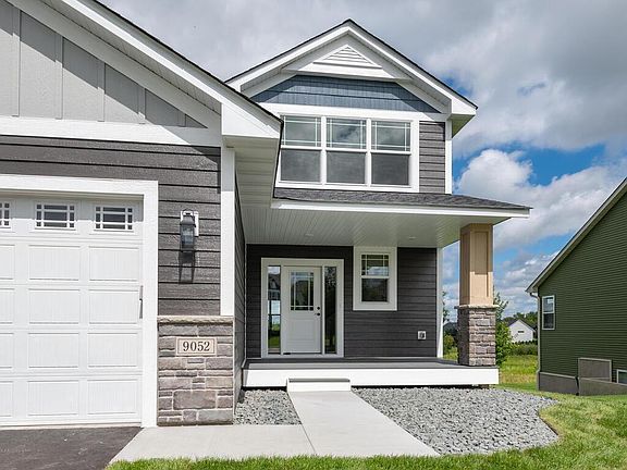 5th image of 9052 Lakeside Dr