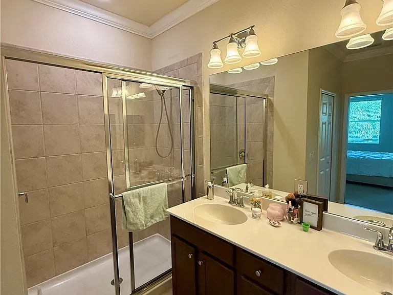 10020 Via Colomba Cir — Photo 12