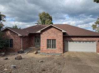 27 Cadiz Ln, Hot Springs, AR 71909