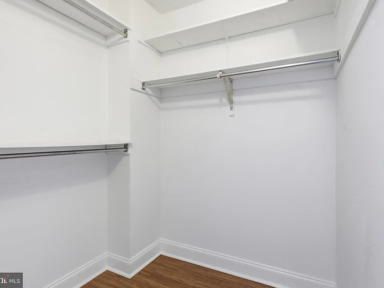 5300 Holmes Run Pkwy #607 — Photo 18