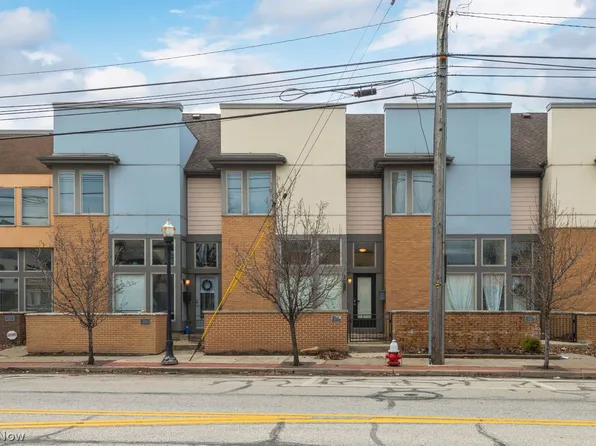 12215 Detroit Ave, Bedford, OH 44107