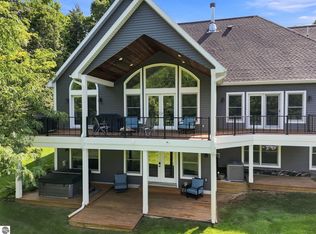 7255 Russ Noble Dr, Traverse City, MI 49685