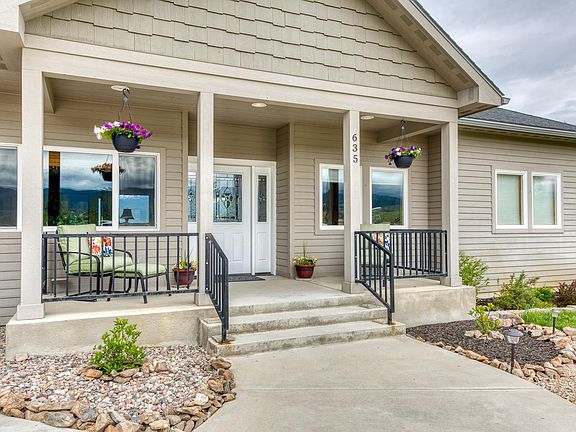 4th image of 635 Crooked Creek Dr