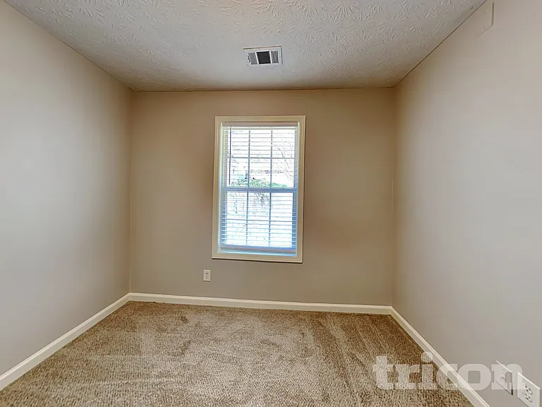 1455 Enchanted Forest Dr — Photo 11