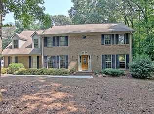 250 Deer Forest Rd, Fayetteville, GA 30214