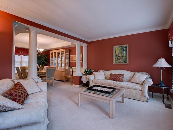 4th image of 5244 Meadow Creek Dr
