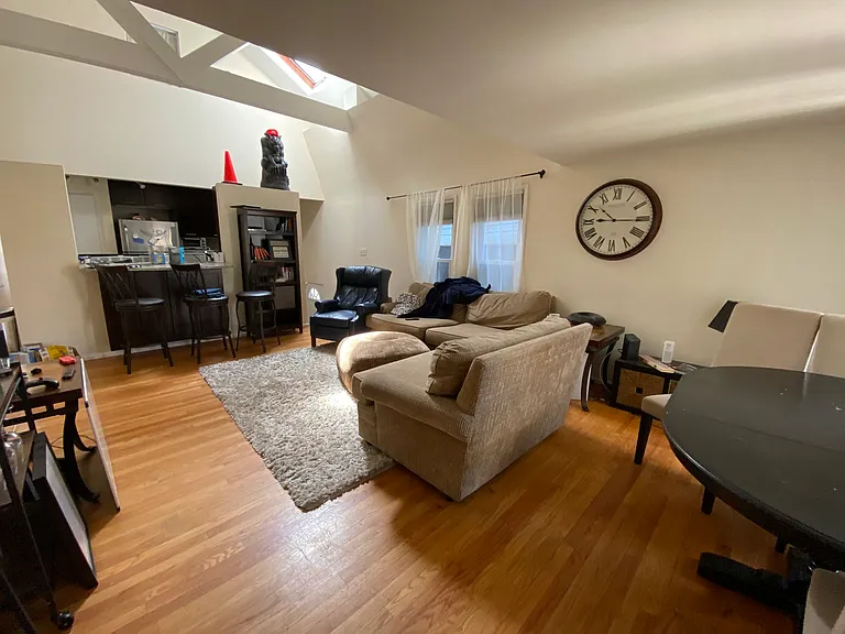 1653 N Halsted St #CH — Photo 2