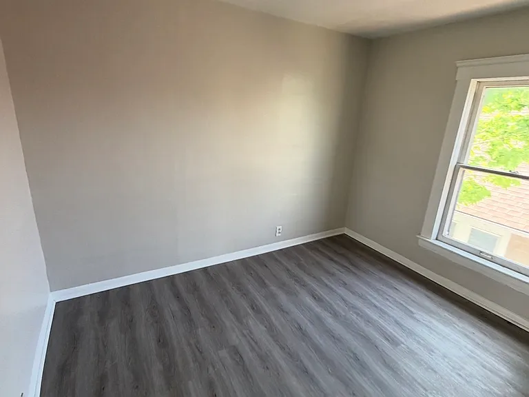 7818 Vineyard Ave #2 — Photo 11