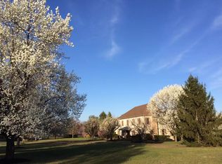 54 Cove Rd, Moorestown, NJ 08057