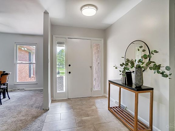 4th image of 8165 Ventle Dr