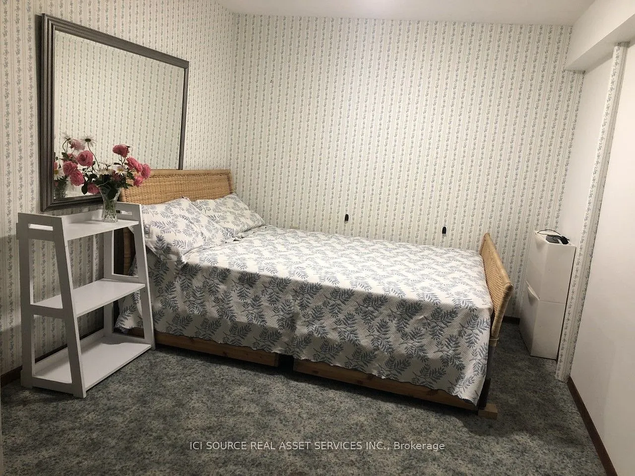 4 bed, $3,350 — Photo 2