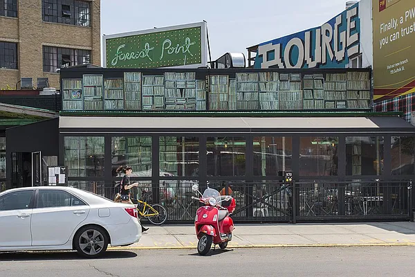 Rented by Dixon Advisory USA Inc. | media 10