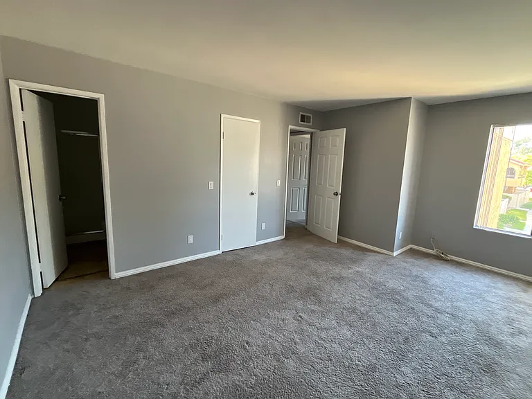 18754 Mandan St #1306 — Photo 9