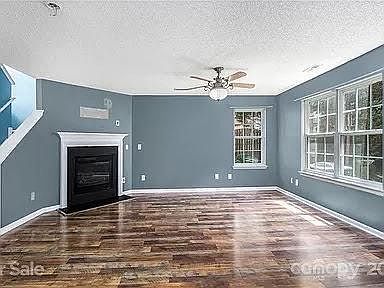 3rd image of 10529 Haddington Dr NW