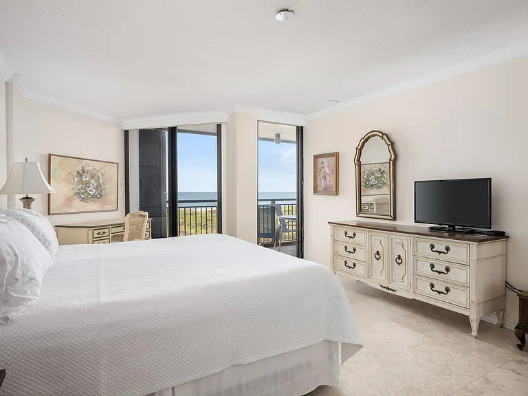 1480 Ocean Dr #4E — Photo 16