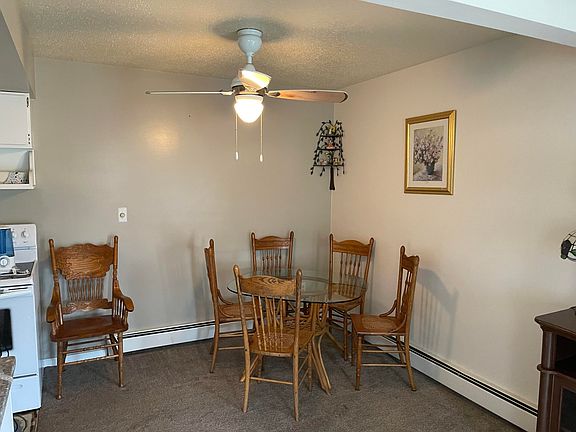 4th image of 130 Canterbury Ln