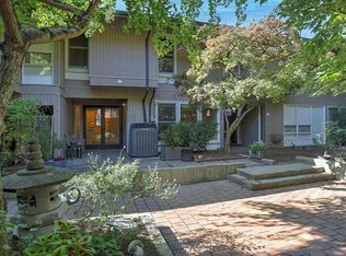 860 100th Ave NE APT 34, Bellevue, WA 98004