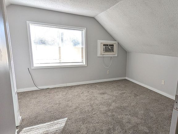 3rd image of 1276 Francis Ave #2
