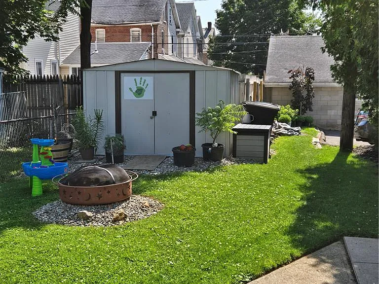 628 Linden St #2 — Photo 14