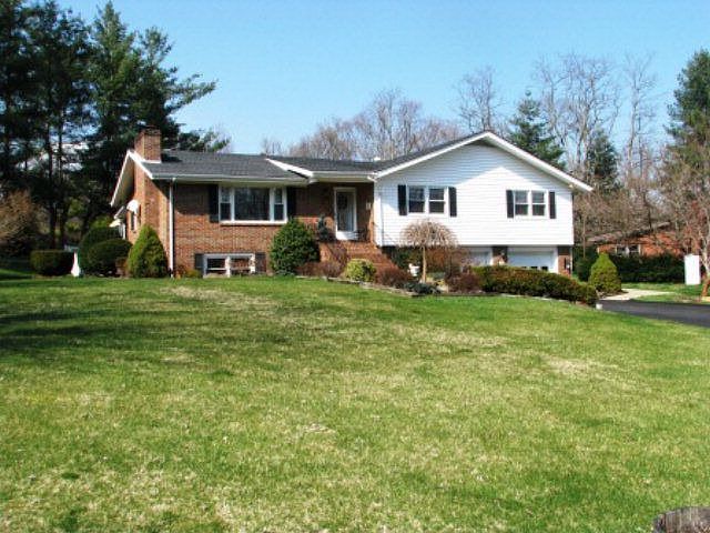 1st image of 117 Hill Dr