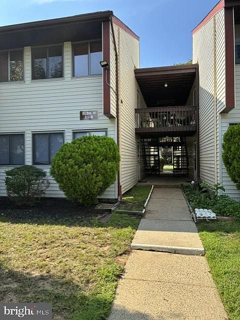 1st image of H 6 Avon Dr
