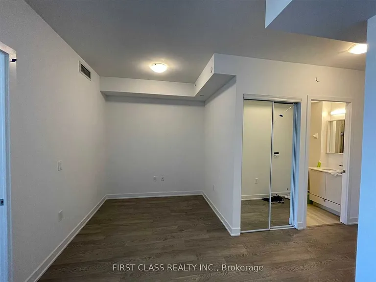 4655 Metcalfe Ave #1709B — Photo 8