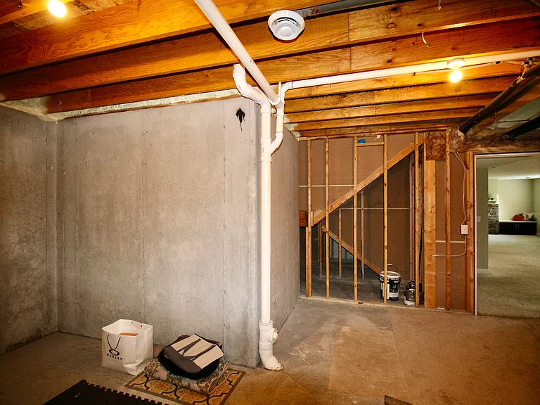 15672 Fairchild Way — Photo 41