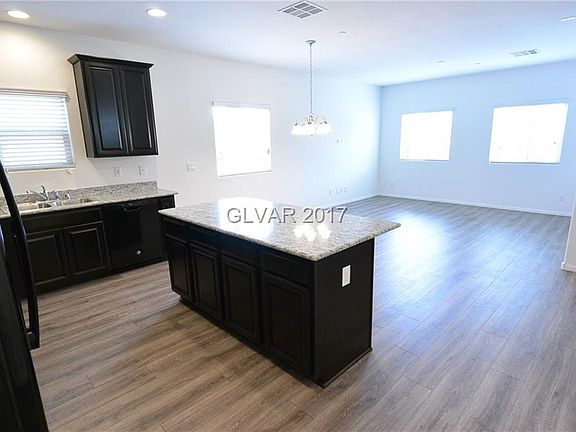 5th image of 8937 Merry Mullion Ct #0