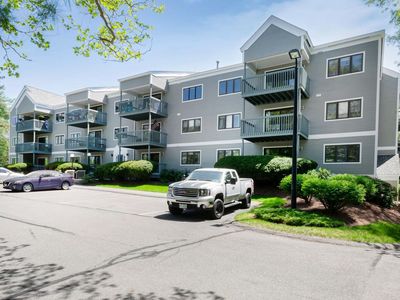 12 Ledgewood Hills Drive #102, Nashua, NH, 03062