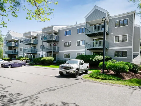 12 Ledgewood Hills Drive #102, Nashua, NH 03062
