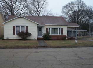 403 10th Ave N, Amory, MS 38821