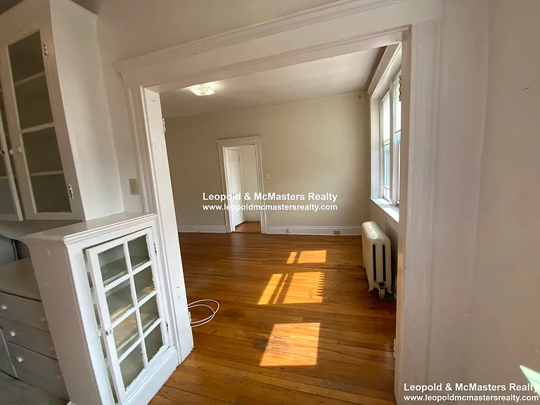 Kelton Street Apartments — Photo 20