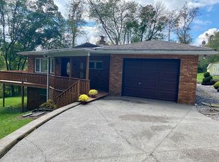 13290 Pam Ct, North Huntingdon, PA 15642