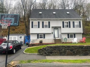 80 Glenway Ave, Peabody, MA 01960