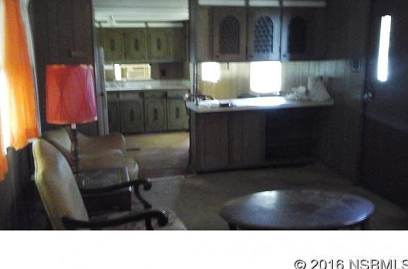 5th image of 140 Center St