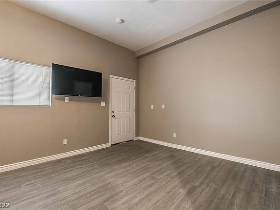 5th image of 417 E Merlayne Dr Studio 2