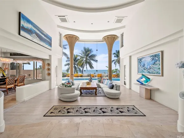 7017 Kalanianaole Hwy, Honolulu, HI 96825