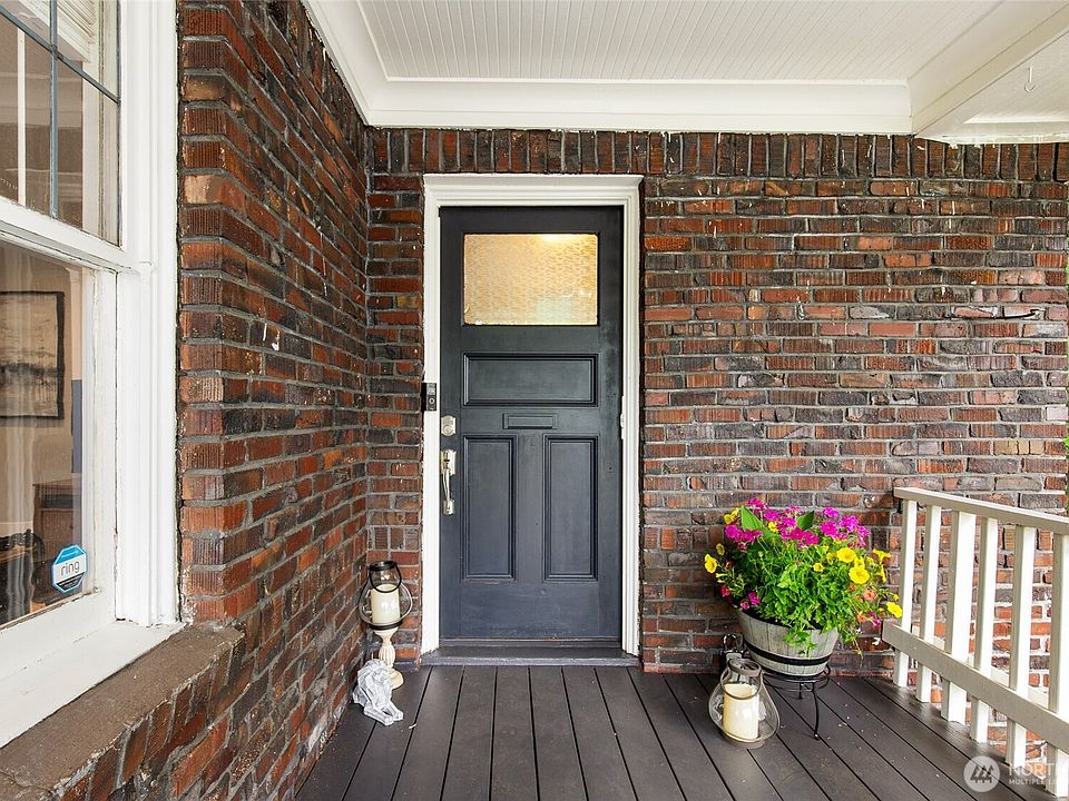 1st image of 10124 3rd Avenue NW