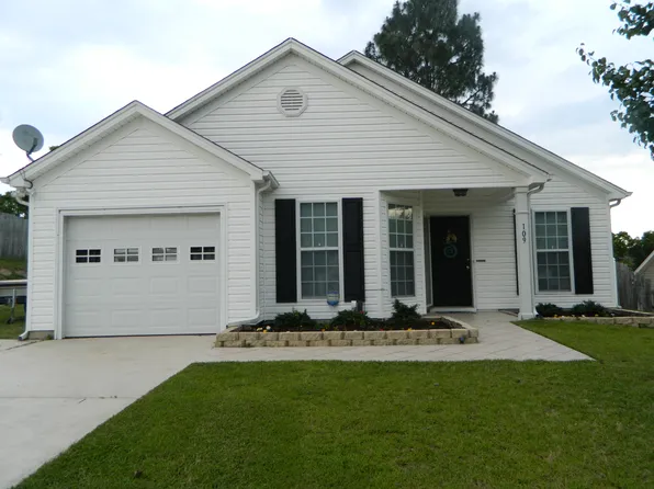 109 Crown Colony Ct, Lexington, SC 29073