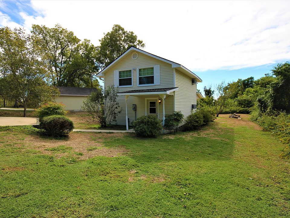 1st image of 126 Bayway Ln
