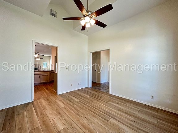 5th image of 8928 E 87th Pl